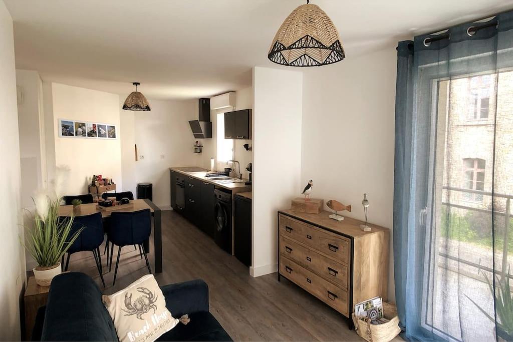 Appartement, Confort, Parking, Terrasse Dinan Exteriör bild