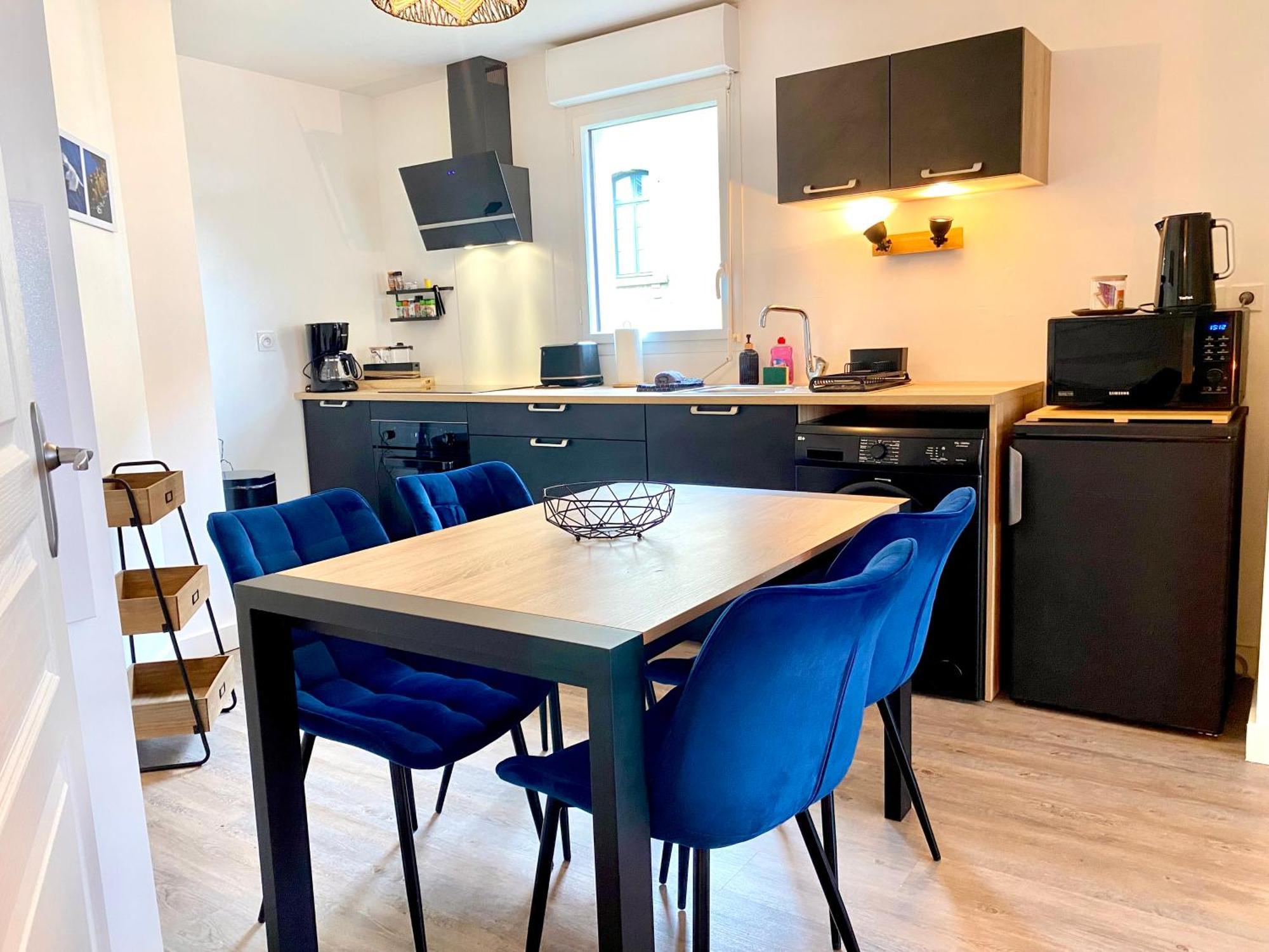Appartement, Confort, Parking, Terrasse Dinan Exteriör bild